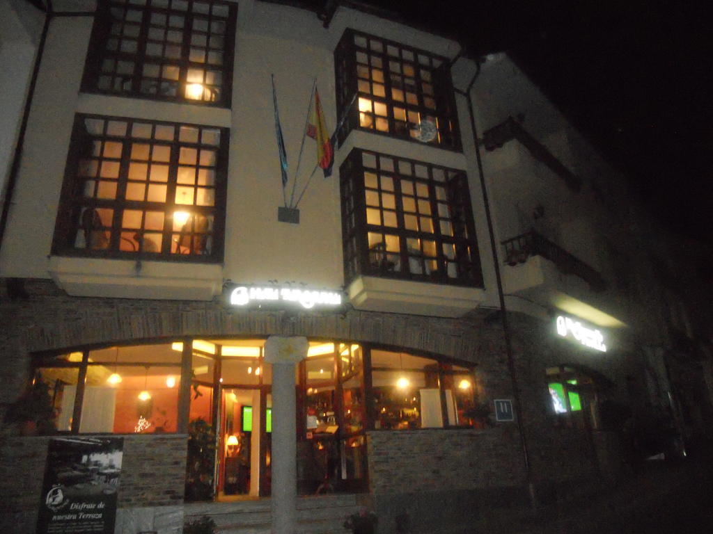 Hotel Тарамунди Экстерьер фото